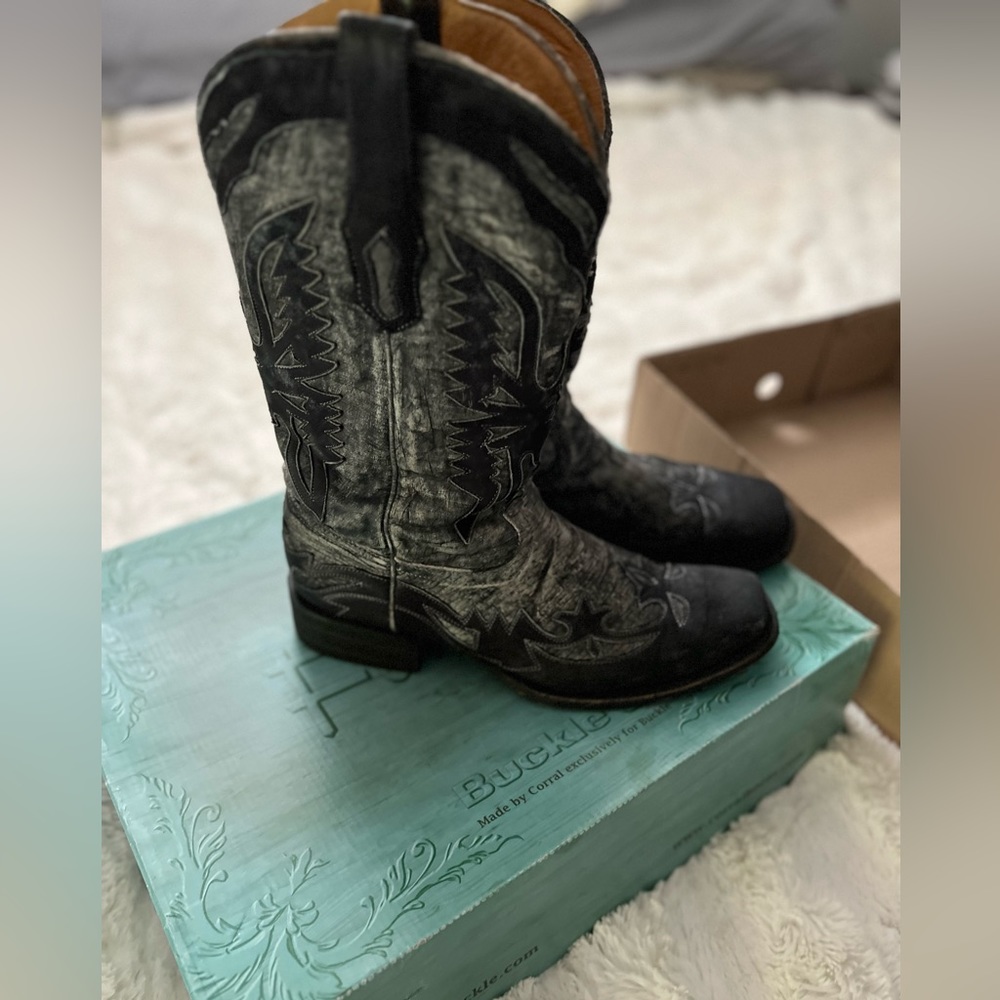 Men’s Corral Square Toe Boots  Size 10
